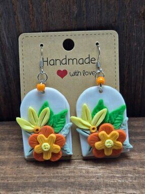 NWT Floral Orange Yellow Polymer Clay Earrings Pierced Silver Tone Accent Glass
